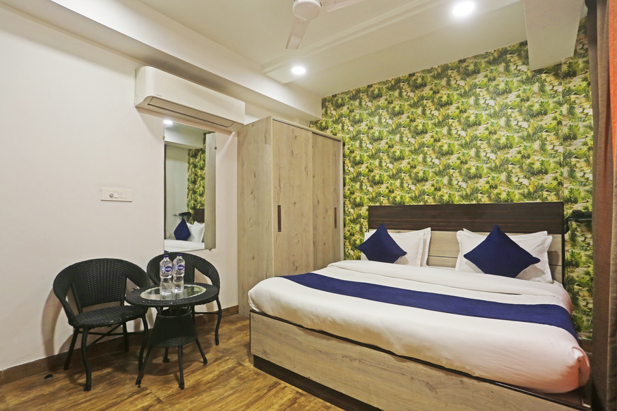 hotel aerostar gold near yashobhoomi