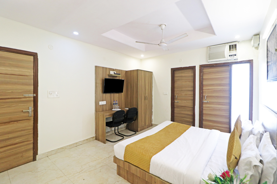 hotel aerostar gold near yashobhoomi