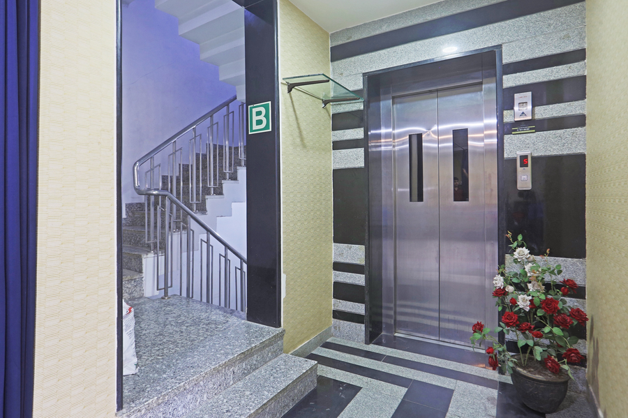 hotel aerostar gold near yashobhoomi