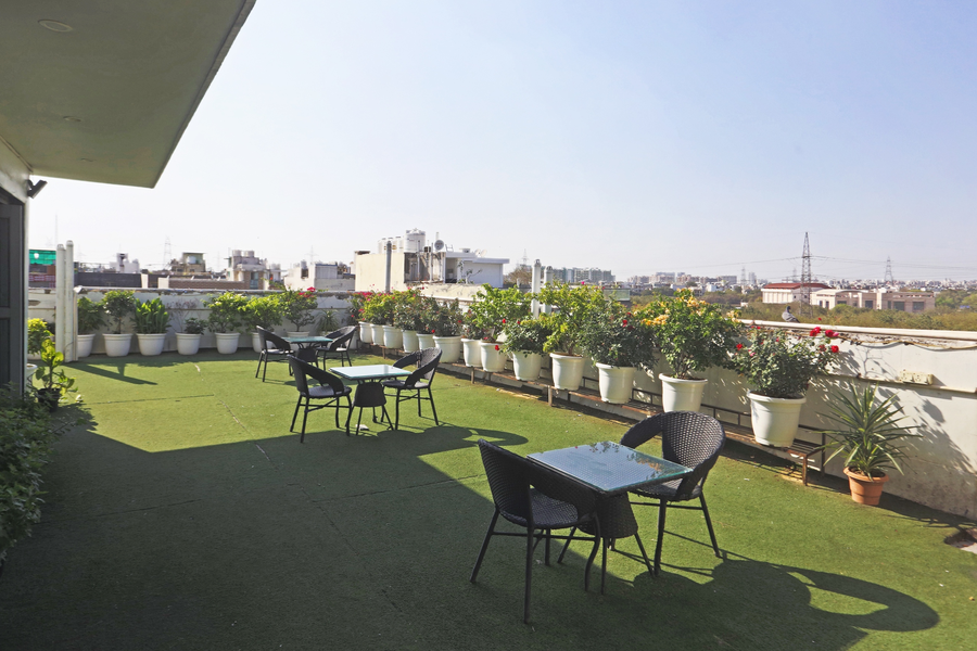 hotel aerostar gold near yashobhoomi