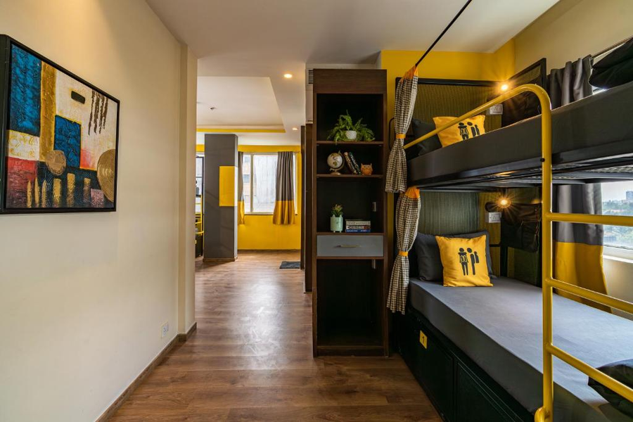 the hosteller bangalore brigade road