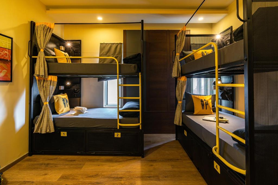 the hosteller bangalore brigade road