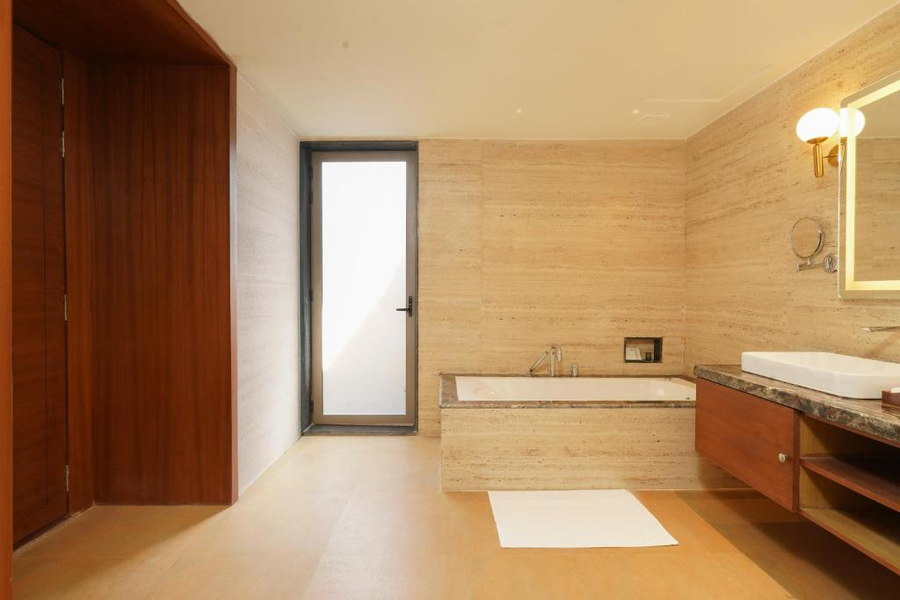 tree of life amara resorts and spa udaipur