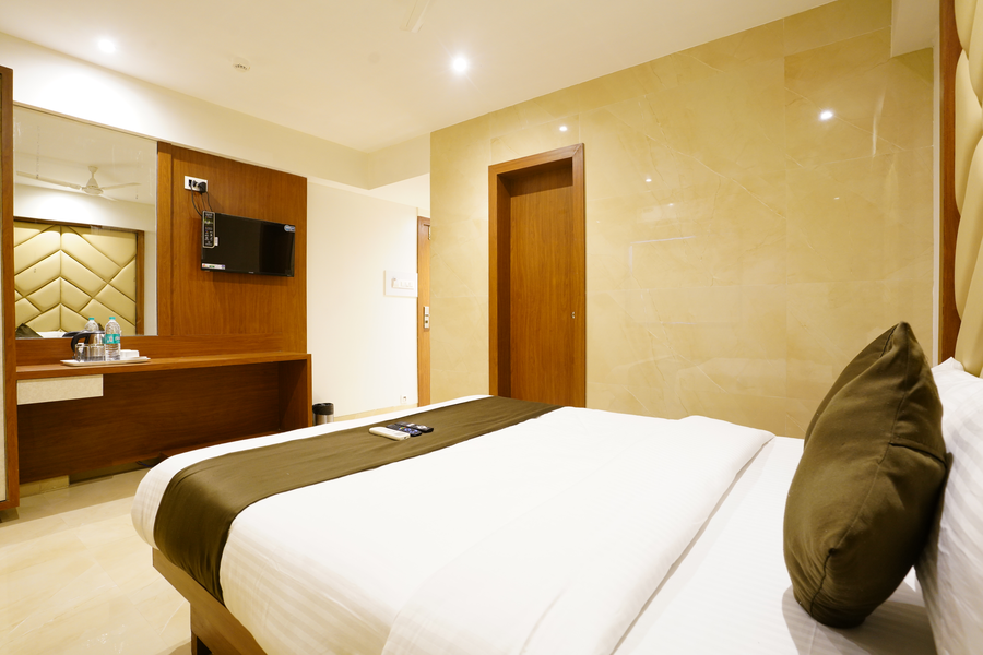 shyanu lords eco inn airoli near mindspace