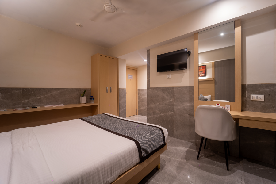 shyanu lords eco inn airoli near mindspace