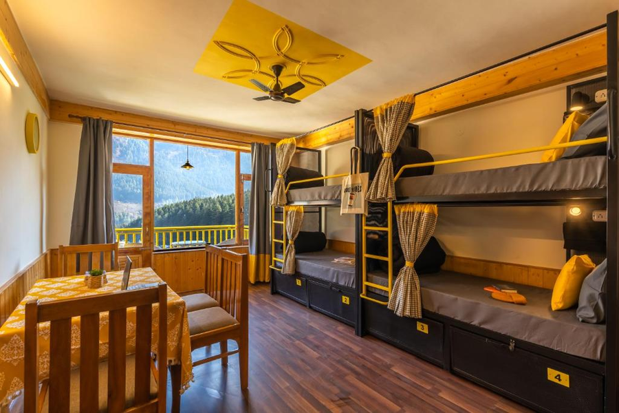 the hosteller manali old manali