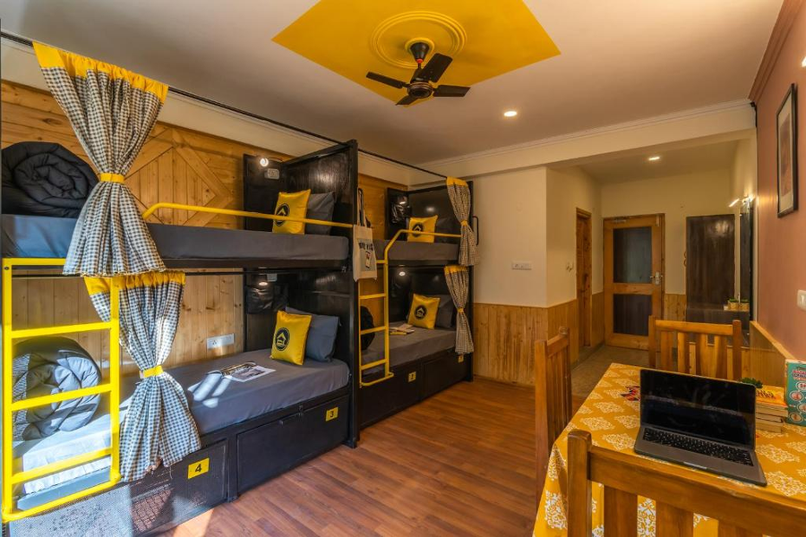 the hosteller manali old manali