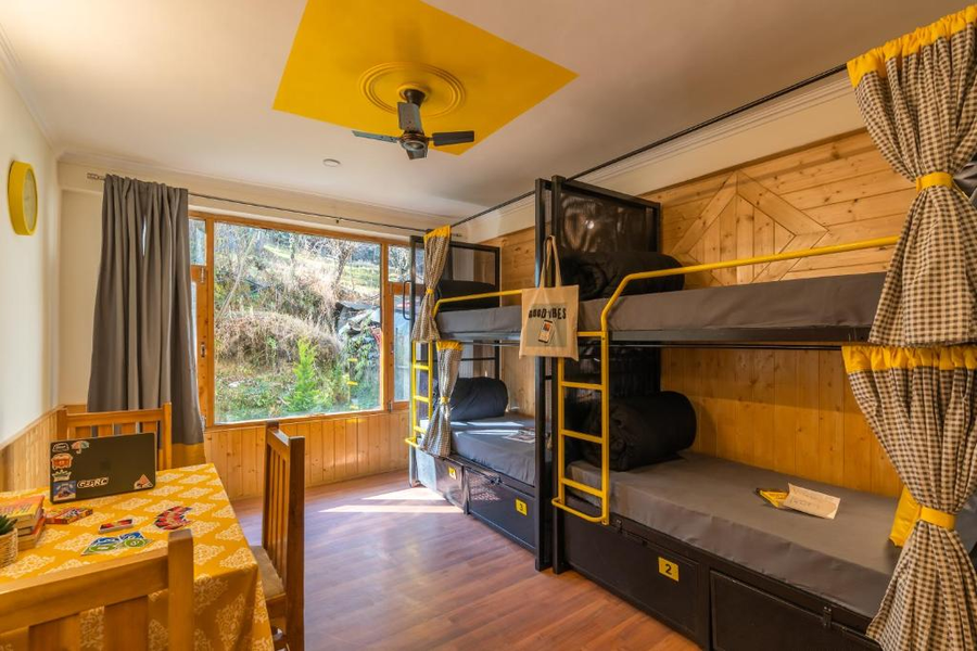 the hosteller manali old manali