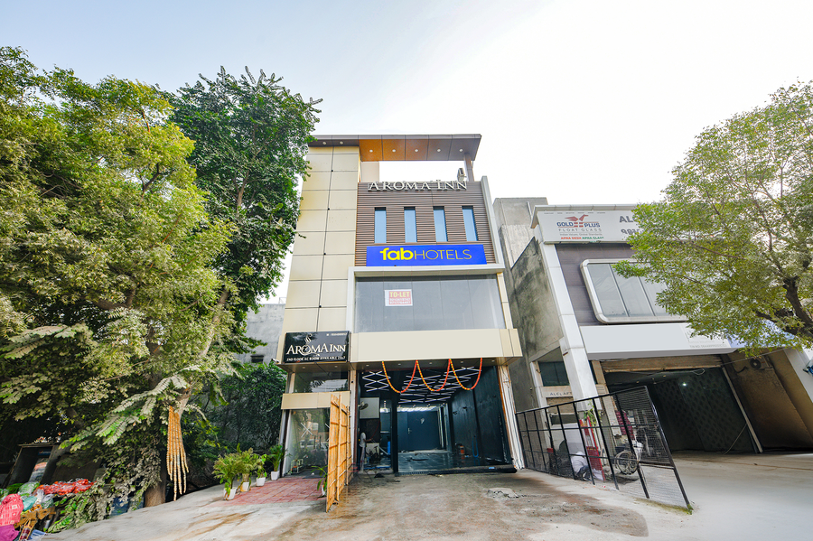 Fabhotel Kavya Inn,,3 star