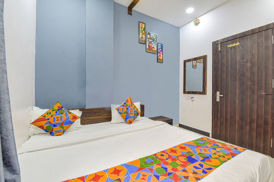 fabexpress anandam palace guest house