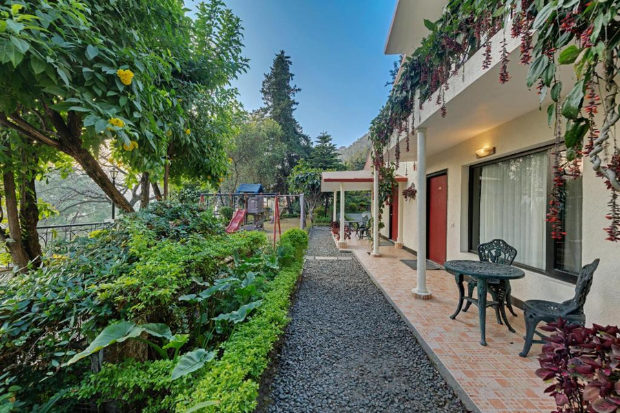 8fold pinecrest by larisa