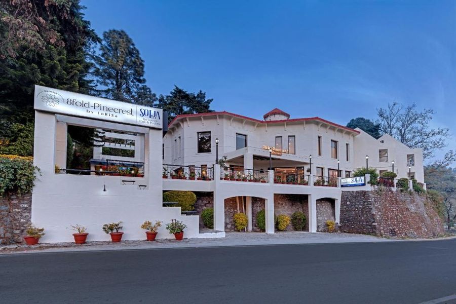 8Fold-Pinecrest By Larisa,Bhowali Bhimtal Road,3 star