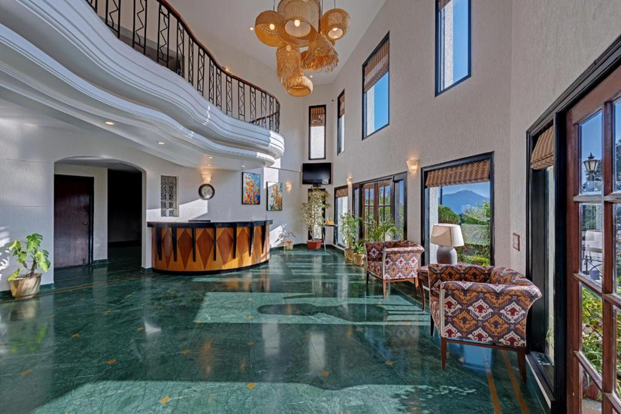 8fold pinecrest by larisa