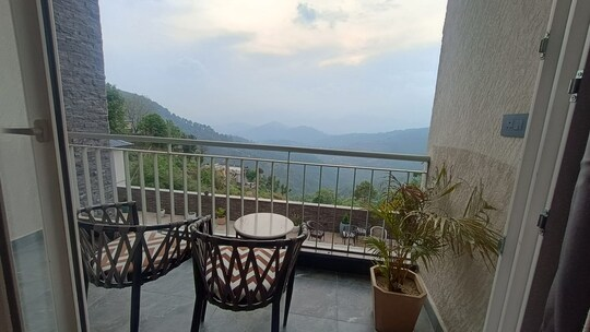 q nest hotel cloud end lansdowne