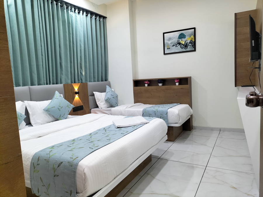 hotel paris plaza
