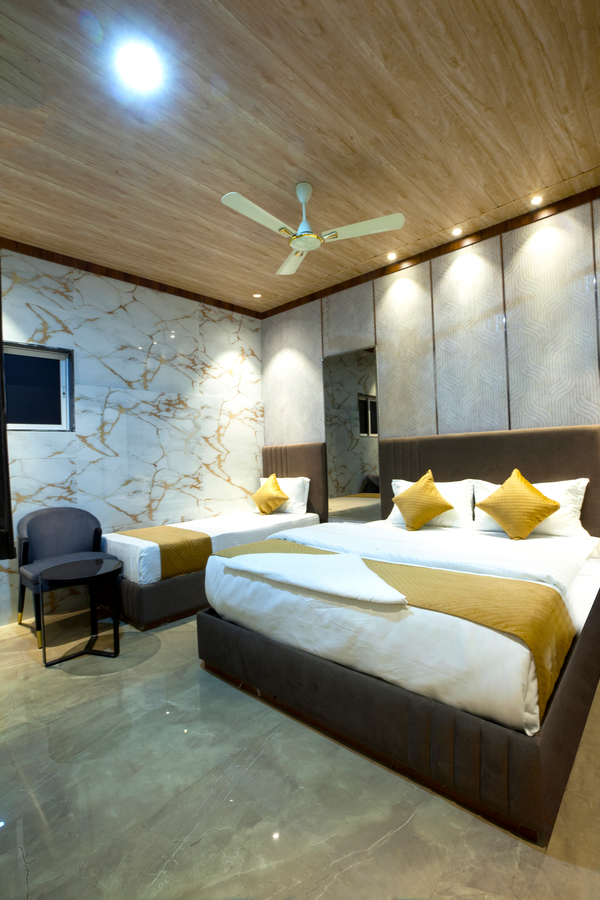 hotel nexus inn