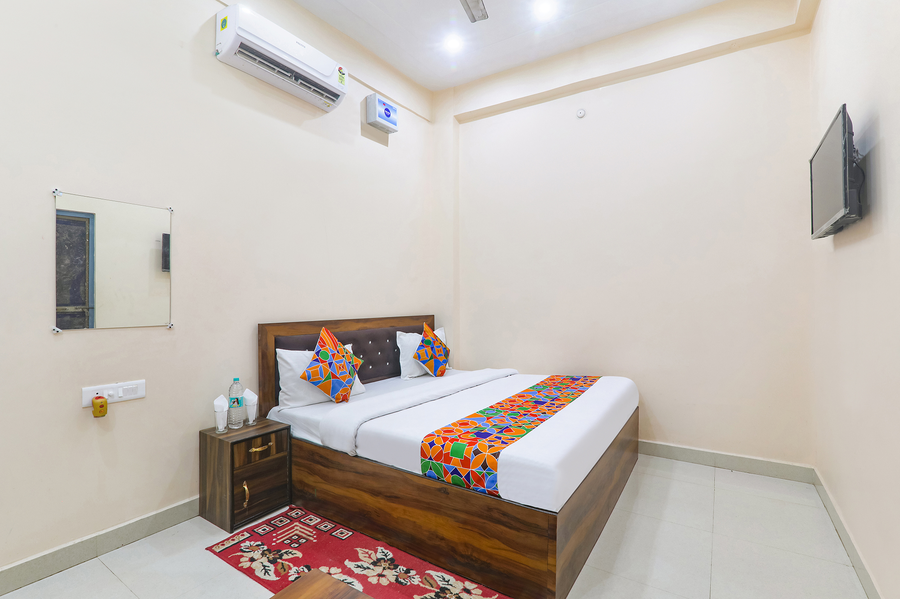 fabhotel rk palace