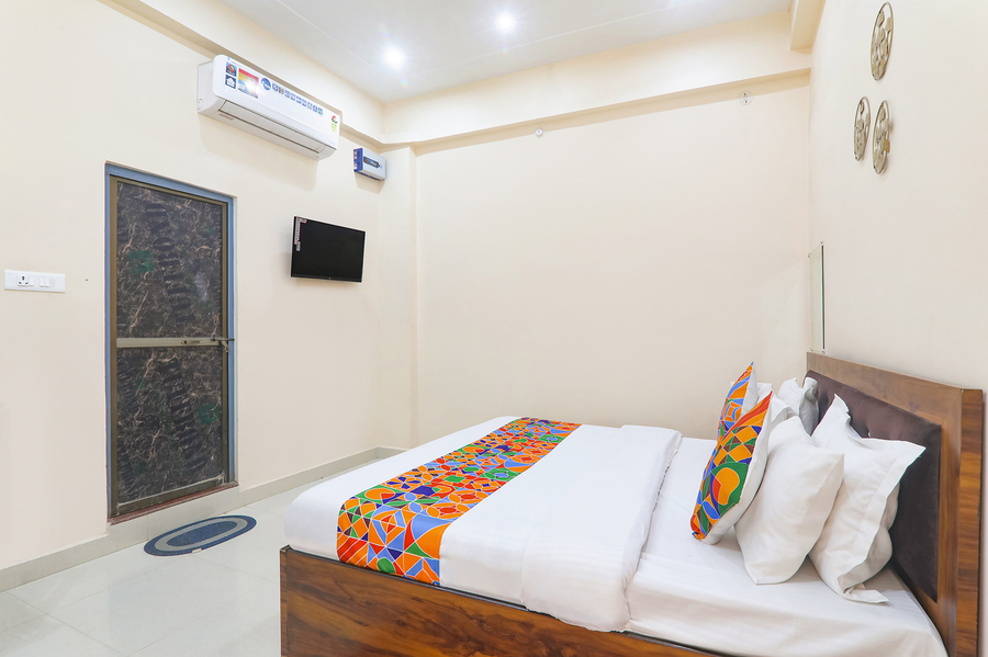 fabhotel rk palace