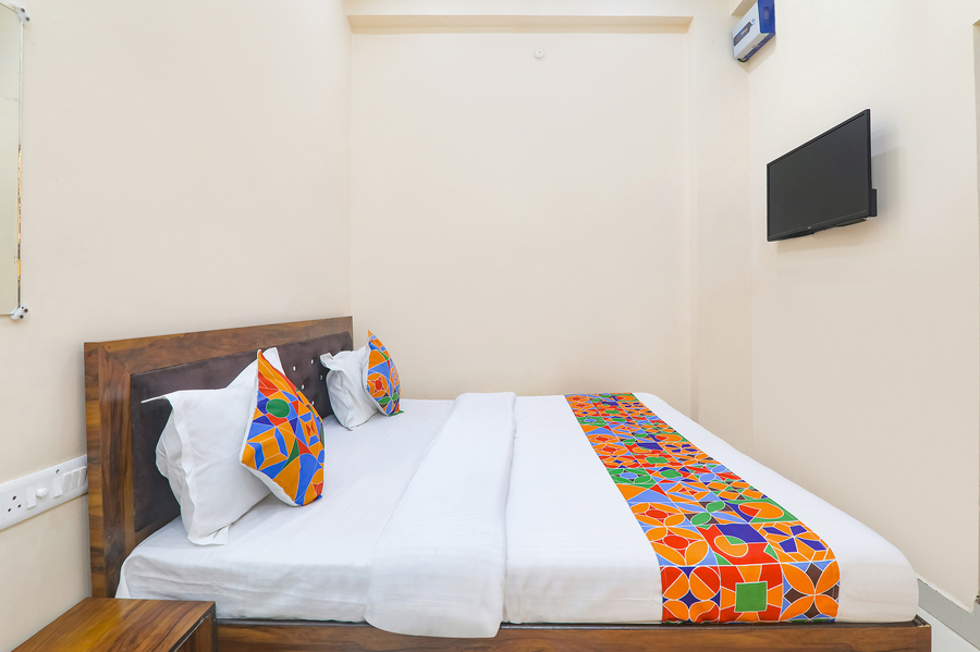 fabhotel rk palace