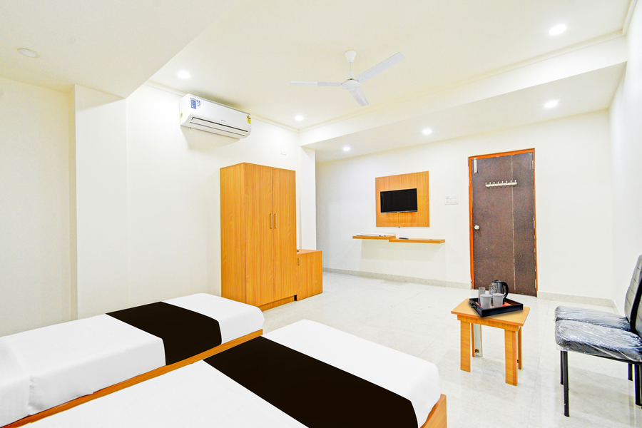 super townhouse oak santosh nagar hyderabad