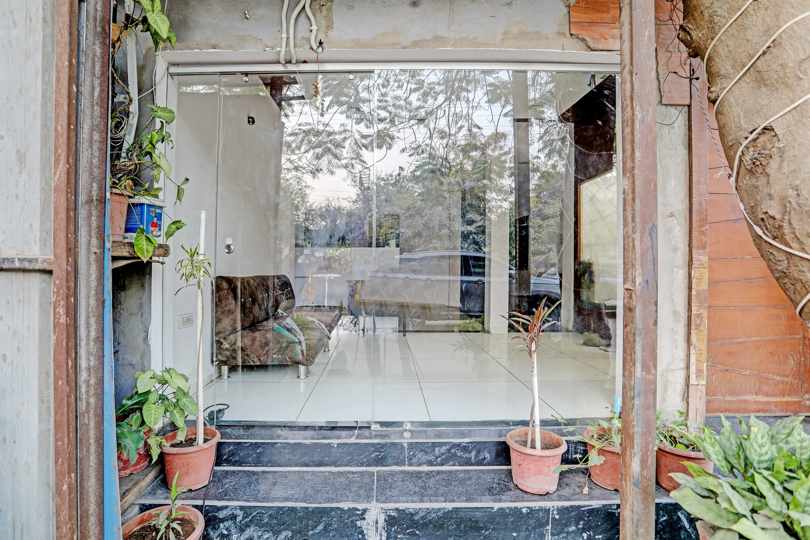 Hotel O Rose Valley Bhawarkuan Square Bus Stop,Indra Puri Colony,3 star