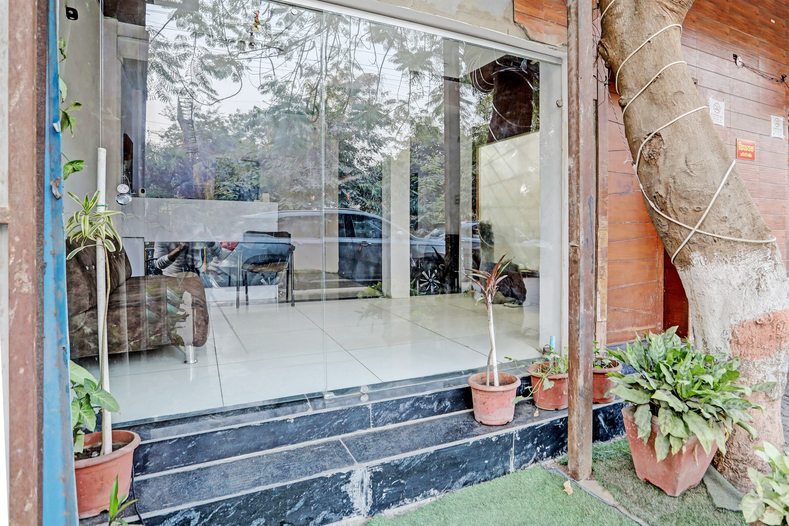 Hotel O Rose Valley Bhawarkuan Square Bus Stop,Indra Puri Colony,3 star