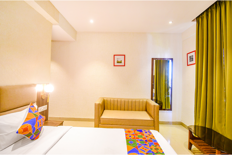 fabhotel lake view topsia