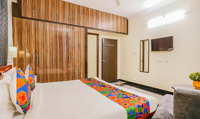Fabhotel Eminent Suites Banjara Hills - Nr Lv Prasad Institute,,3 star