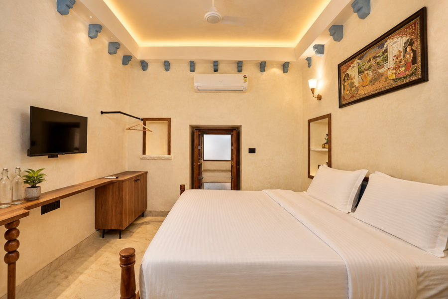 amoraya a lake view heritage haveli old city udaipur