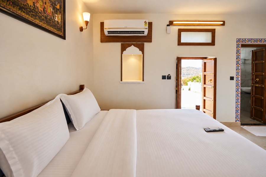 amoraya a lake view heritage haveli old city udaipur