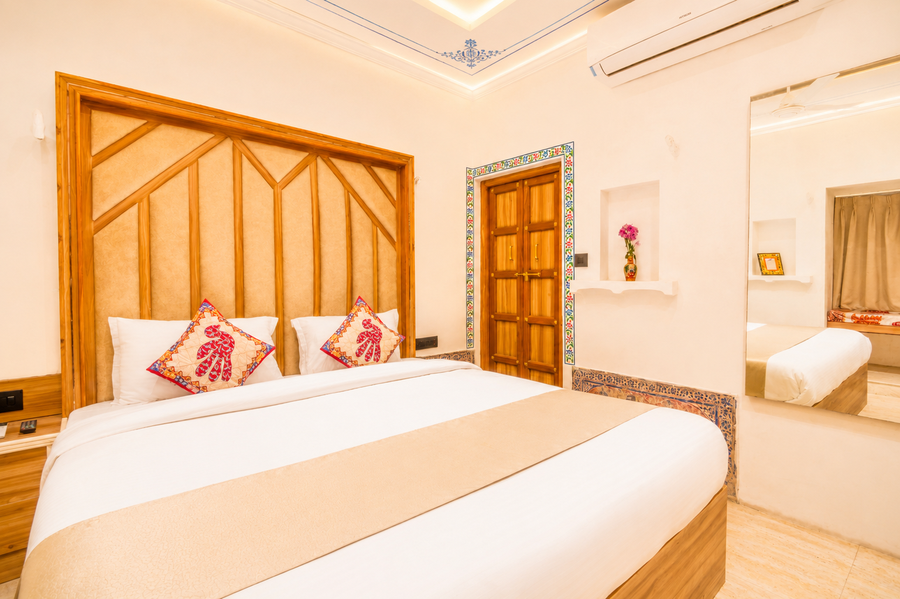 amoraya a lake view heritage haveli old city udaipur