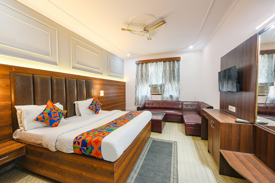 fabhotel black stone palace