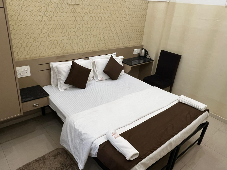 lotus rooms