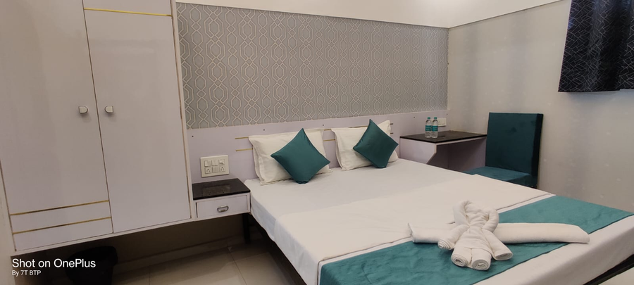 lotus rooms
