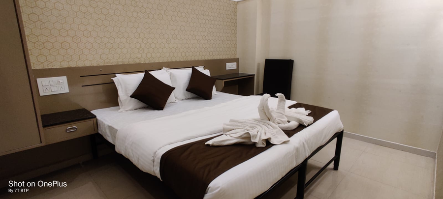 lotus rooms