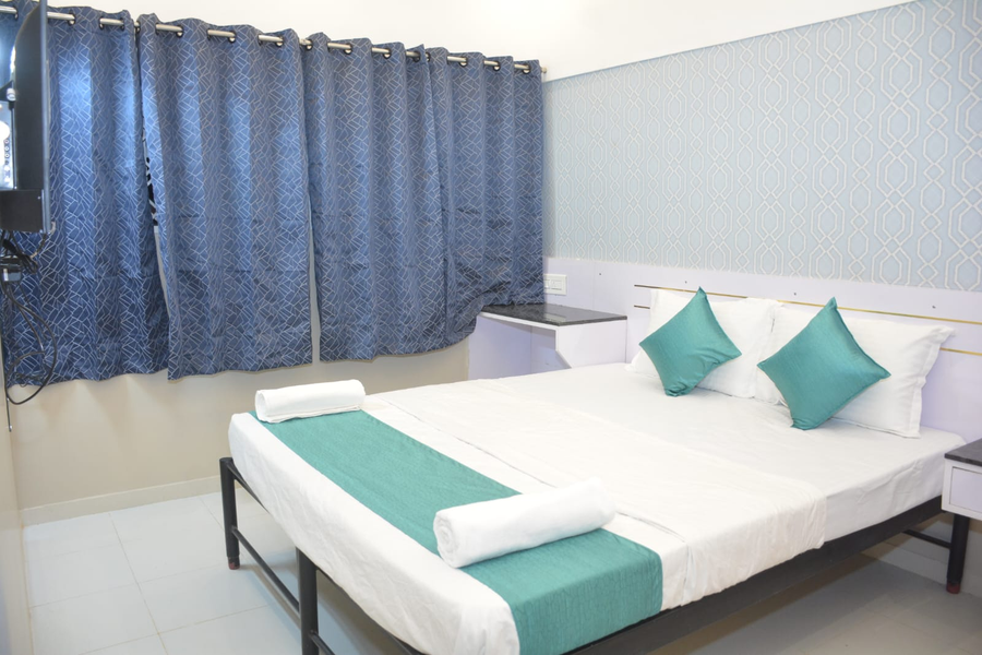 lotus rooms