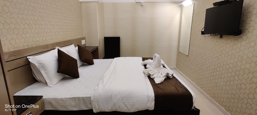 lotus rooms
