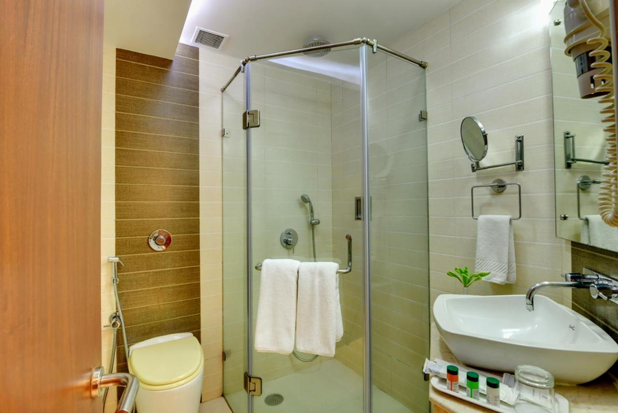 the luxant hotel