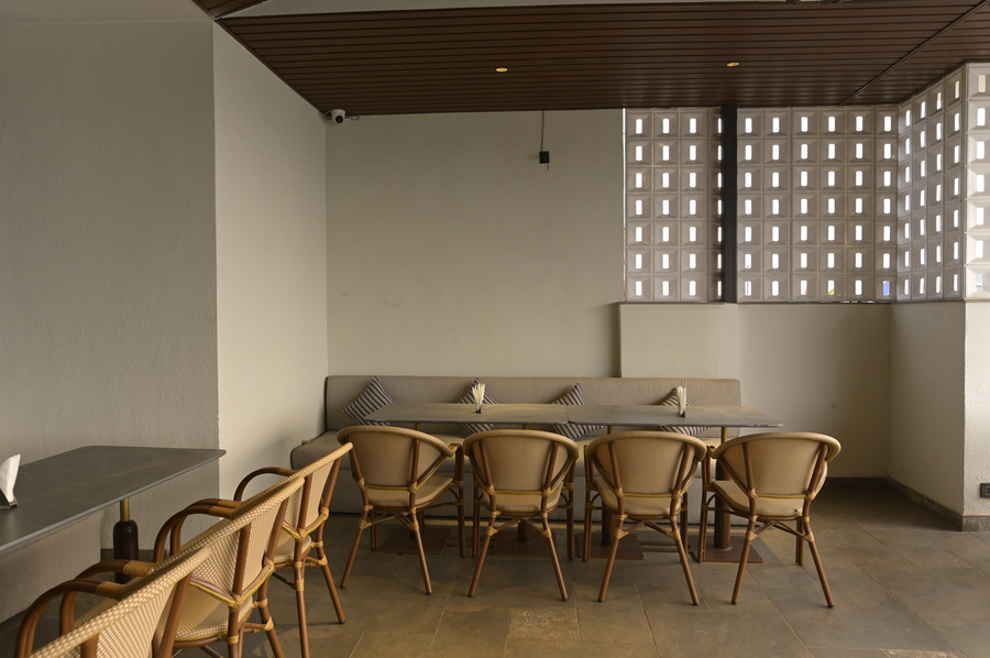 Hotel Varshish Inn,,3 star