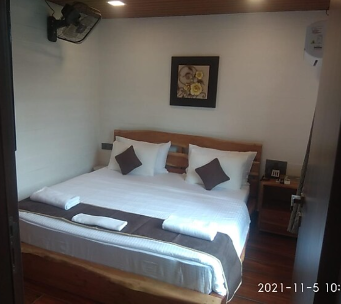 royal land luxury ac tent