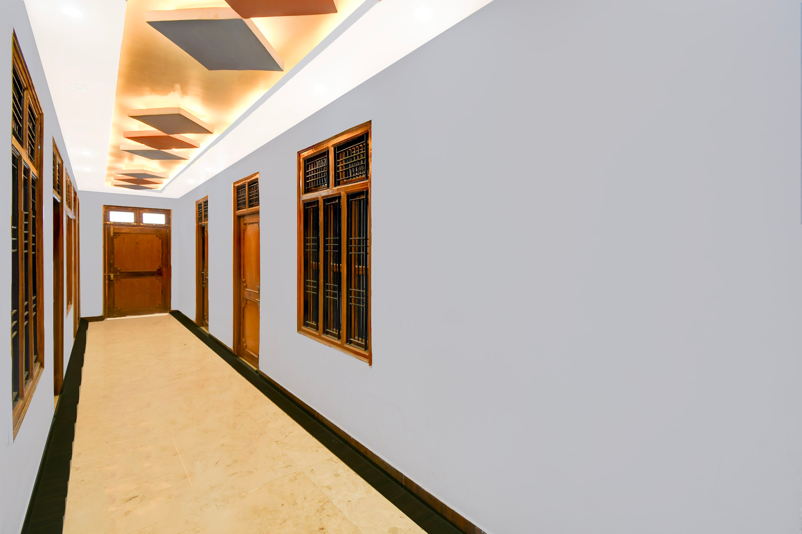 Super Hotel O Amhat Sultanpur City,,3 star