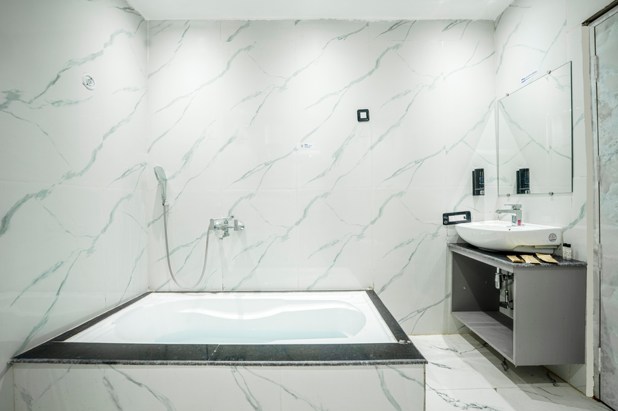 treebo divine stay prayagraj