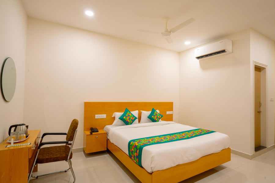 treebo the living tree khairatabad