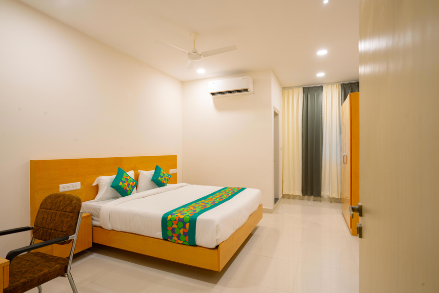 treebo the living tree khairatabad