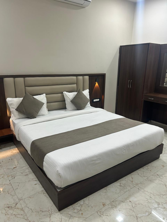 hotel the rainbow inn