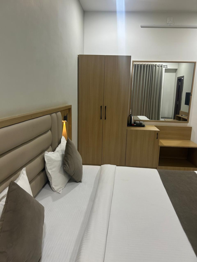 hotel the rainbow inn