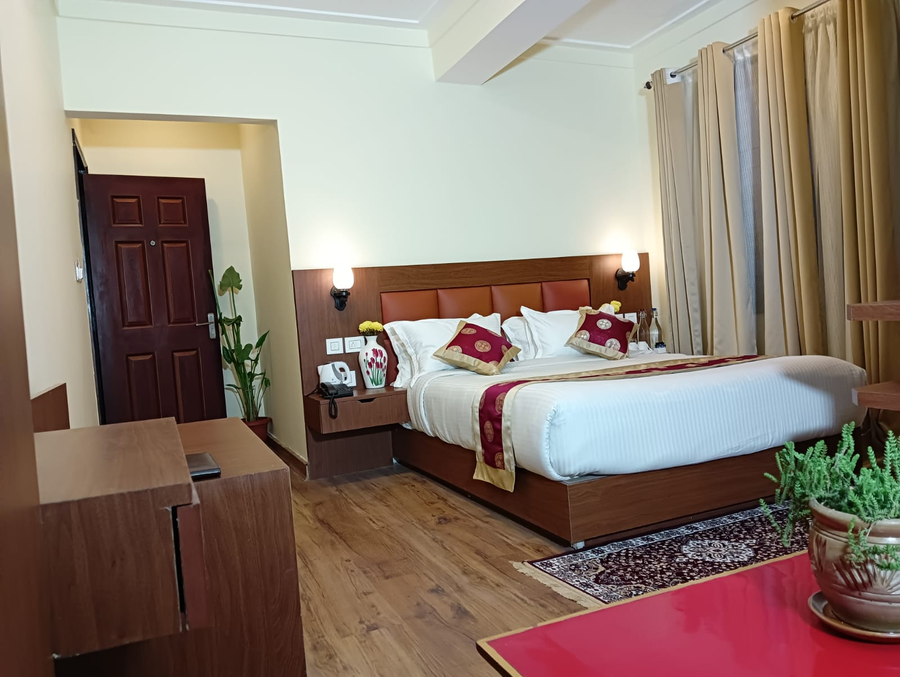 hotel zingkham residency