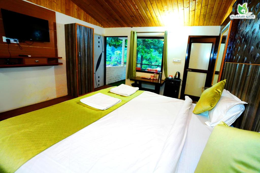 Phoolchatti Resort,Gattughat Neelkanth Road,3 star