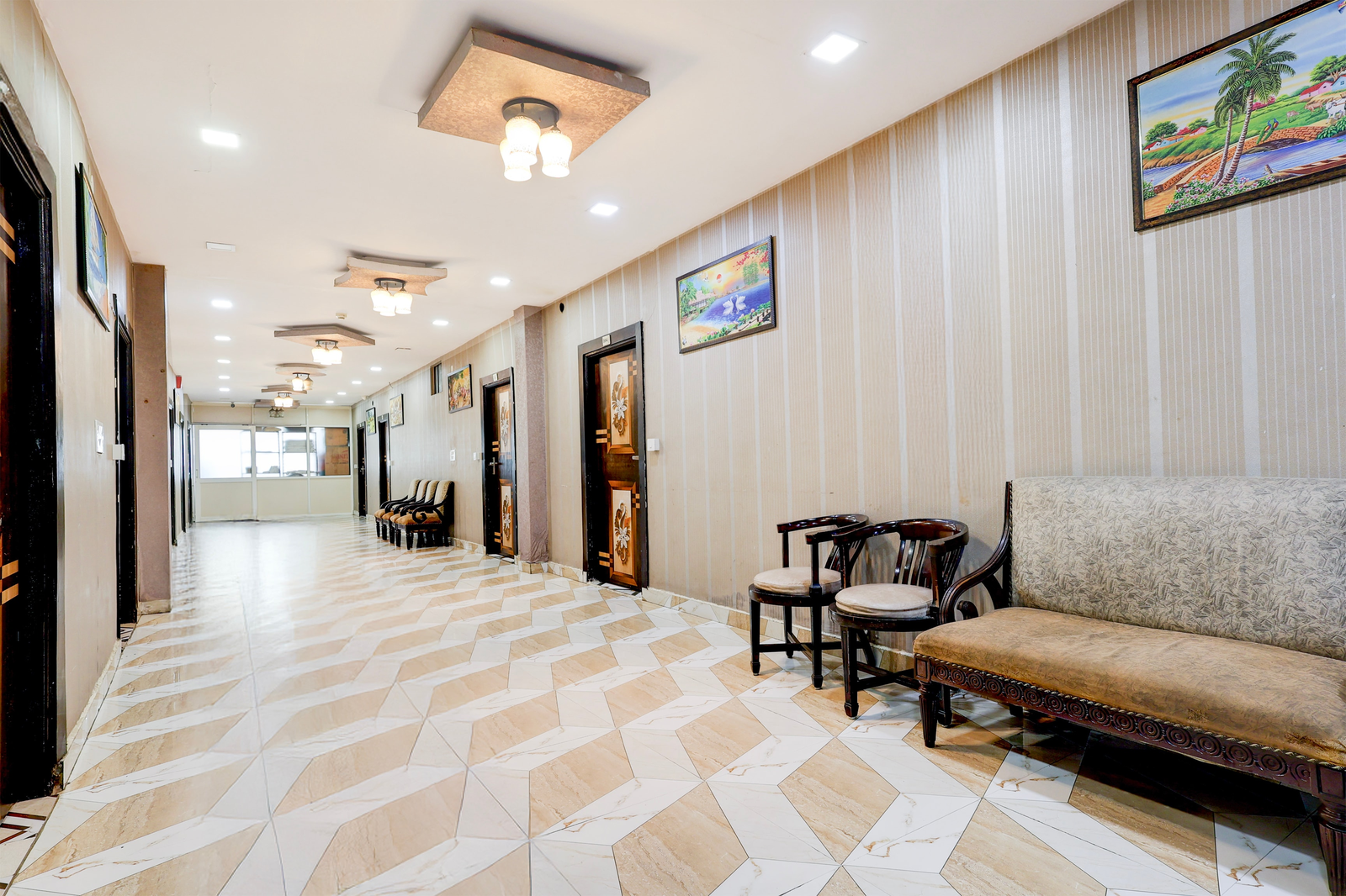 Townhouse Esic Medical College Faridabad Formerly Royal Mountain,,3 star