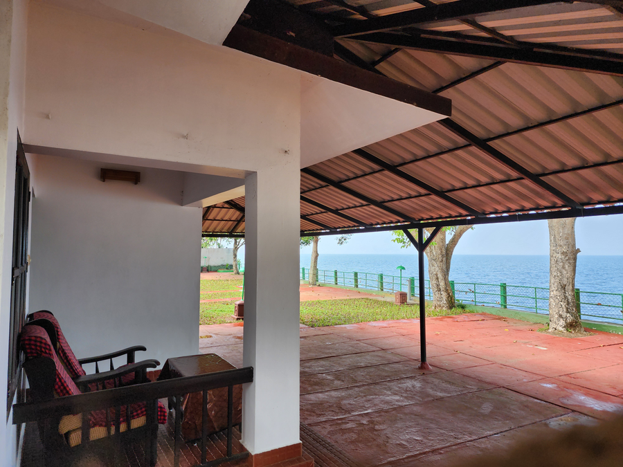 illikkalam lakeside cottages